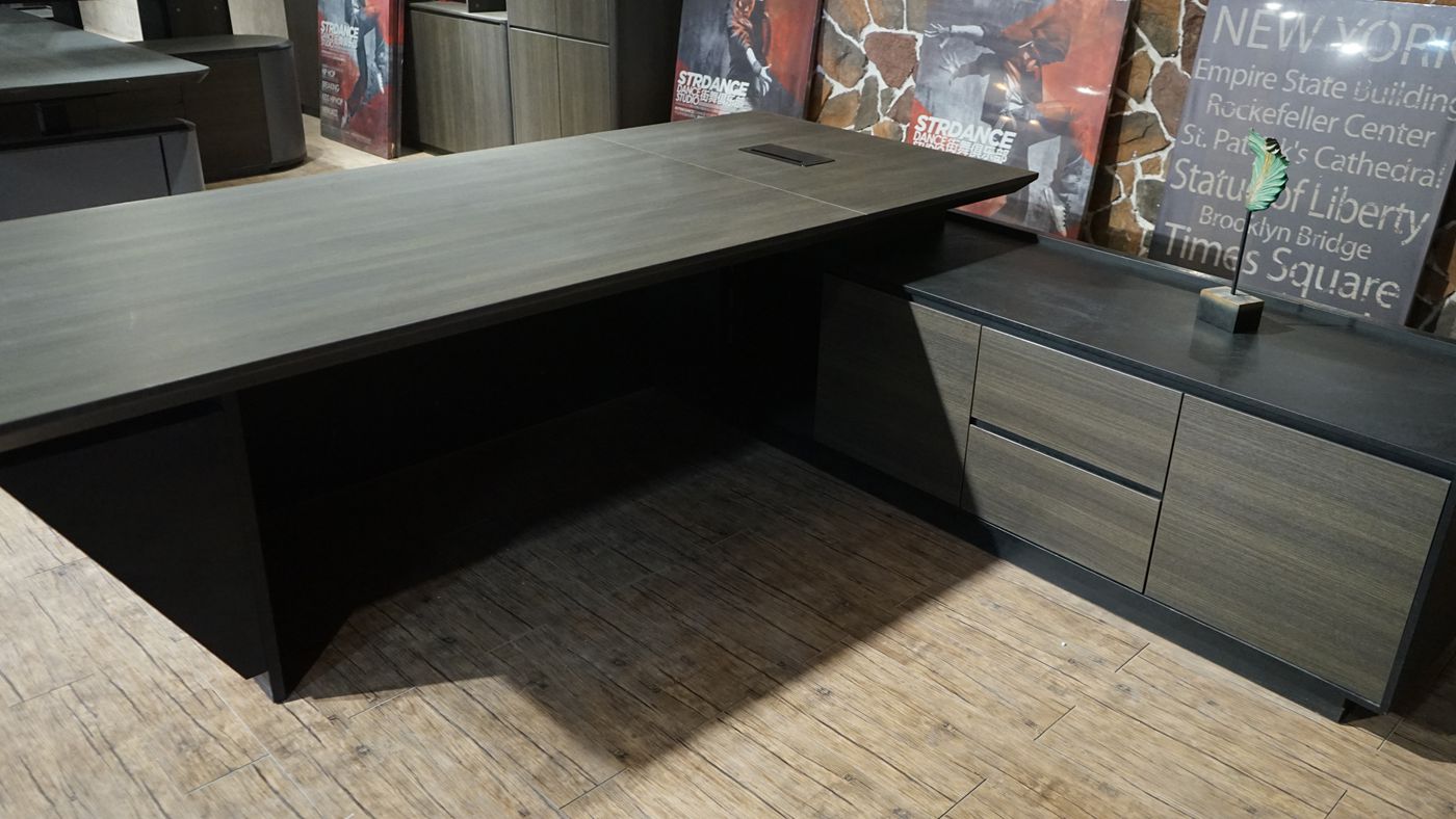 Stylish and high-end executive l-shaped desk, Multiple desk with drawers, sockets and USB ports